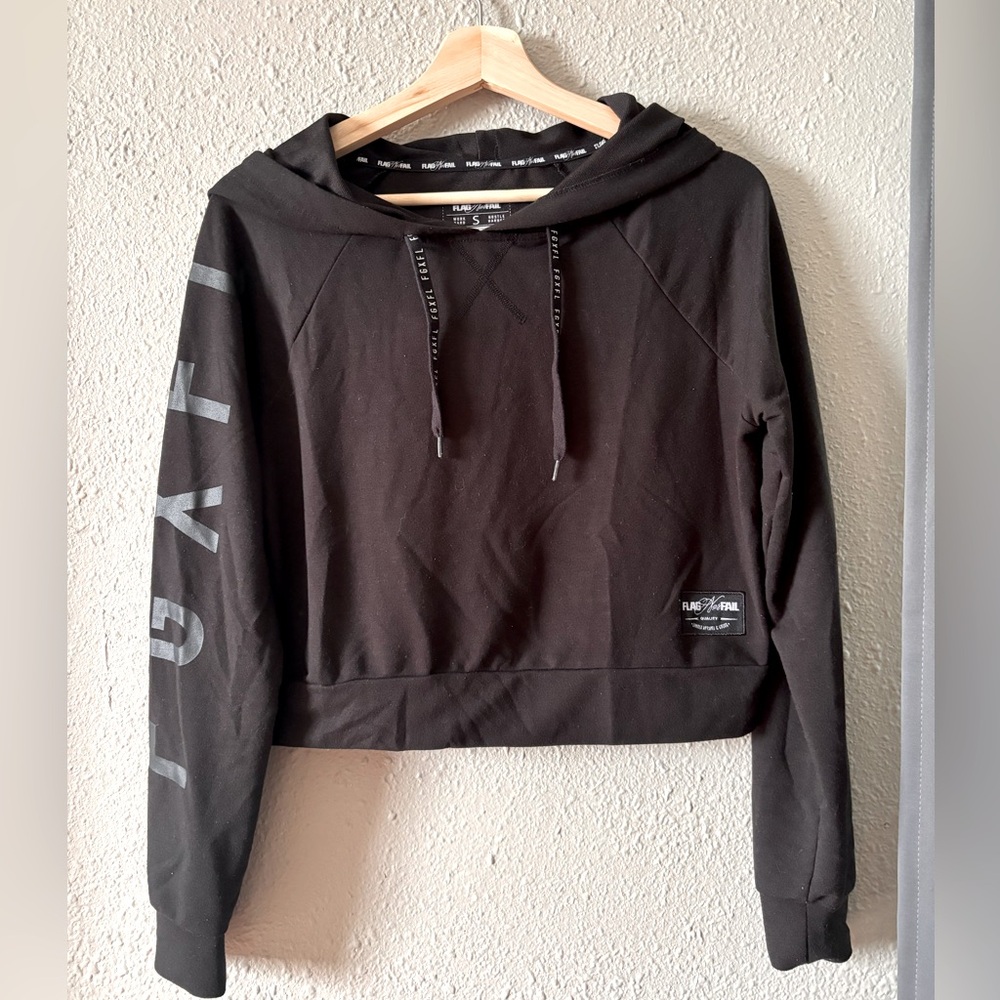 Flag Nor Fail Women’s Black Sweatshirt, size small
